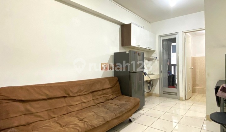 Affordable & Strategic! 2Br 35M² Hook Green Bay Pluit Greenbay Furnished Ready to Live, Low Floor for Rent Green Bay Pluit Greenbay Apartment. Direct Tower Access to Baywalk Mall, Strategic and Practical! Includes a Favorite Tower. Condition Low Floor, Furnished Ready to Live.