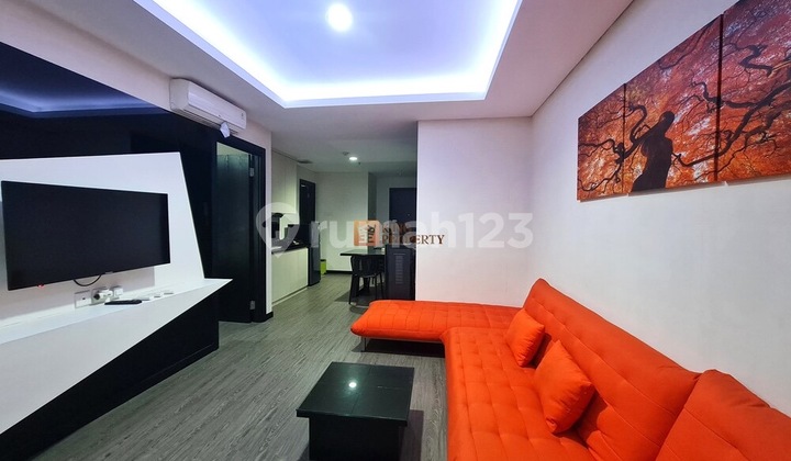 For Rent Condominium Above Baywalk Mall Green Bay Pluit Greenbay North Jakarta Pool View Bonus Sea View. Move-in Ready Fully Furnished Interior. Available Furniture AC, Kitchen Set, Queen Size Bed and Children's Bed, LCD TV (Total 64 Local Channels).