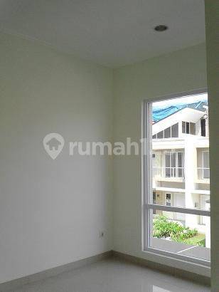 Rumah Siap Huni Harga Murah di Green Puri 2