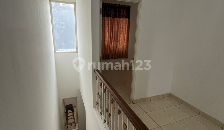 (Lin+Lit) Rumah Semanan Siap Huni dan Nyaman,Cocok untuk Hunian Keluarga