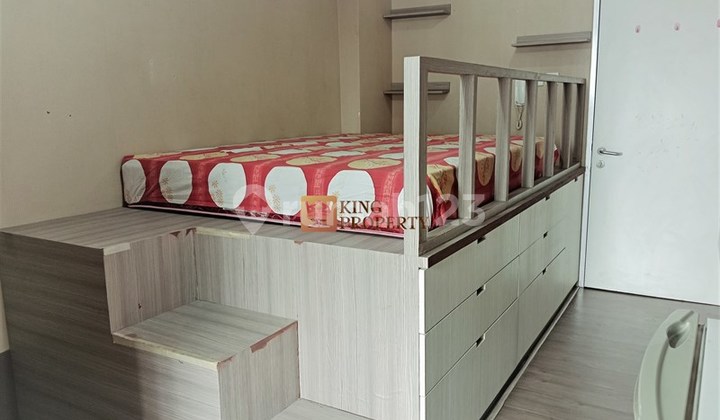 Lokasi Premium di Tower Depan, Terhubung Langsung dengan Baywalk Mall yang Menawarkan Panorama Laut dan Ragam Hiburan, Membuatnya Sangat Ideal untuk Hunian Pribadi Maupun Investasi Sewa. 2