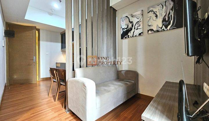 Disewakan 2BR Taman Anggrek Residence Lokasi Strategis Furnish 1