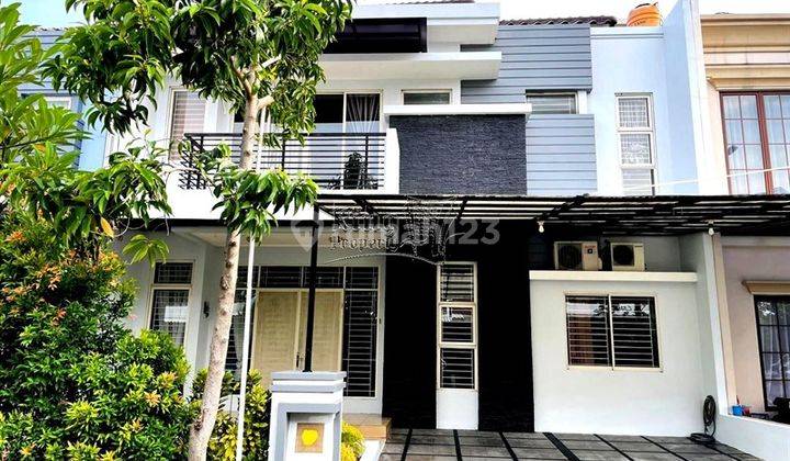 Rumah 4 Kamar Tidur Puri Mansion Kondisi Bagus Siap Huni Private 1