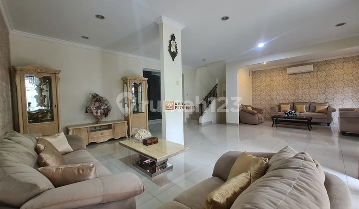 Disewakan Rumah Bagus Rumah 239 m2 Puri Mansion Furnish, Dekat RSPI Lippo Mall Puri Disewakan Rumah Bagus Rumah 239 m2 Puri Mansion Furnish, Dekat RSPI Lippo Mall Puri