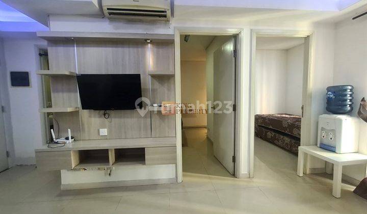 Disewakan 2 Kamar Apartemen Madison Park Furnish Strategis 2