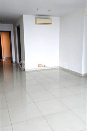 For Sale 2 BR Condo Central Park Residence Comfortable Strategic CP Mall 2