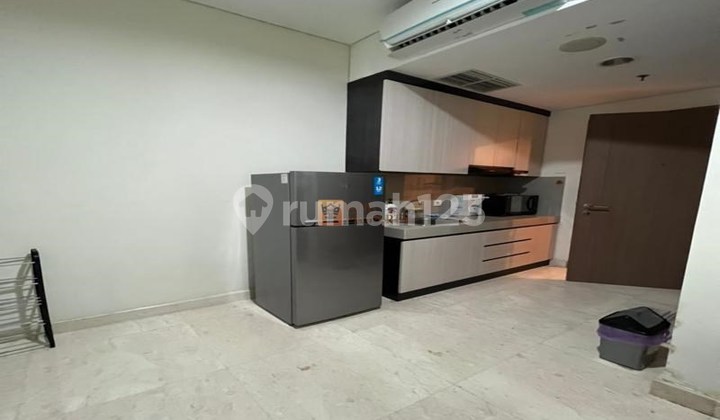 Sewa Apartemen Modern 1BR Puri Orchard Dekat Puri Indah & Tol Bandara, Fasilitas Sky Garden, Playground untuk Anak-anak, Gym, Kolam Renang, Jogging Track, Function Hall, Area Barbeque, Keamanan 24 Jam,