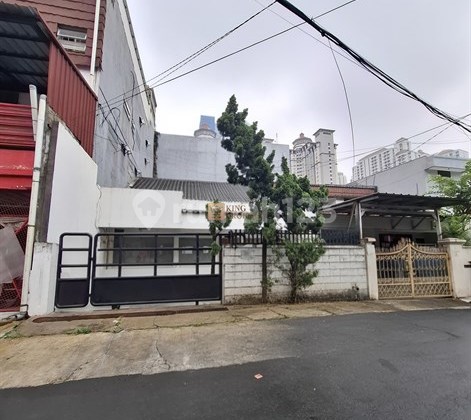 For Rent 1.5-Story House in Tanjung Duren, Highly Sought After Near BCA Bank, Close to Pasar Jaya Tomang Barat, Central Park Mall, UKRIDA Hospital, PAUD-TK Tunas Delima, 1.5-Story House for Rent in East Tanjung Duren, Unfurnished. 2