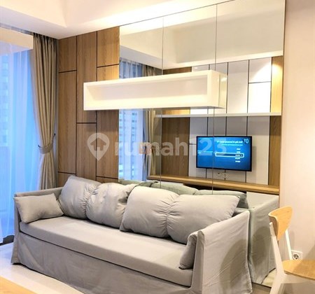 Apartemen Paling Dicari, Fasilitas Swimming Pool, Kids Playgrounds, Club House, Spa, Fitness Center, Garden, Jogging Track, 3BR Taman Anggrek Residence Siap Huni