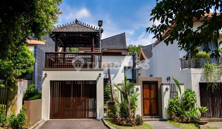 Villa Mewah dan Eksklusif, Dijual Villa Resort Eksklusif 3Br di Vimala Hills Gadog - Modern Tropical Balinese, Siap Pakai, Sistem One Gate & Keamanan 24 Jam, Clubhouse Eksklusif, Kolam Renang, Restoran & Café, Jogging Track & Taman Hijau, Area Rekreasi Ke