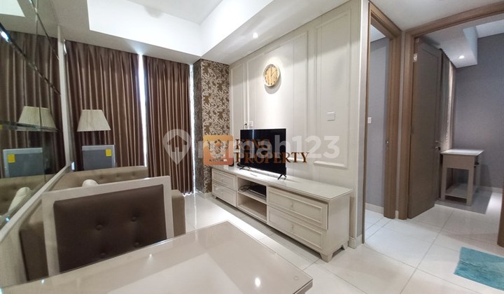 Quick Rent 2Br Luxury Elegant Apartment Taman Anggrek Residences - Walking Distance to Central Park & Neo Soho, Facilities Include Swimming Pool, Kids Playgrounds, Club House, Spa, Fitness Center, Garden, Jogging Track.
