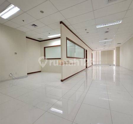 Office Soho Capital Central Park Full Renovasi Dan Strategis 2