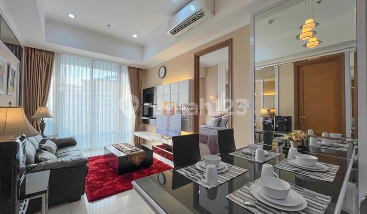 Furnished Interior Elegant, Fasilitas Swimming Pool, Club House, Sauna, Fitness Center, Disewakan 2BR Condominium Taman Anggrek Residence TAR connect Hublife Mall TA. 2