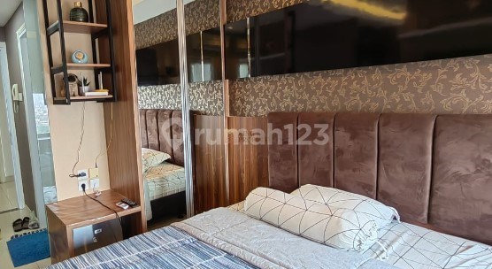 Dekat Kampus Trisakti & Ukrida, Selangkah Ke Central Park Mall, Disewakan Apartemen Studio Madison Park Modern Minimalist with Warm Luxury Contemporary Accents, Jakarta Barat. 2