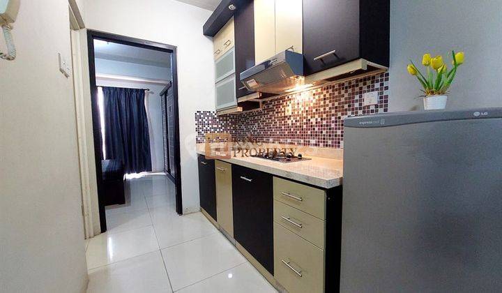dapur apartemen selangkah ke  mall thamrin