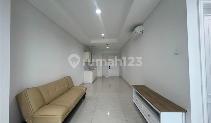 3 minutes to Central Park Mall & Pullman Hotel, For Rent 2Br 62M Condominium at Grand Madison Gm Cp Partially Furnished Homey Ready to Occupy, Facilities include Gym, Sauna, Swimming Pool, Yoga Room, Table Tennis.