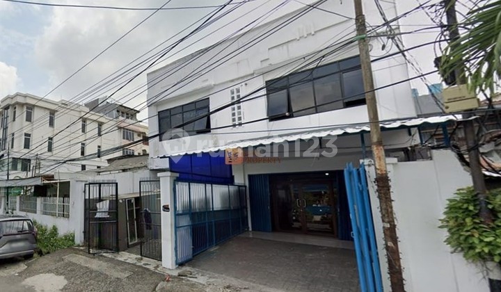 Disewakan Ruko Strategis Dekat ITC Roxy, Tomang, Cideng, Stasiun Tanah Abang, Pasar Tanah Abang RS Tarakan Jakarta Ideal untuk Kantor atau Klinik.