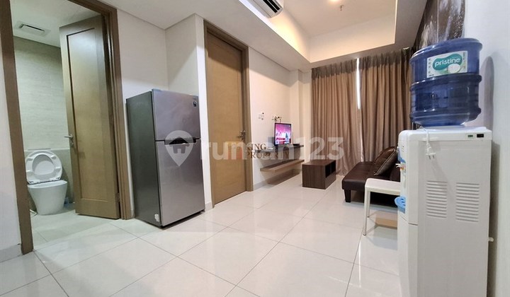 Jalan Kaki ke Hublife TA Mall Central Park, APL Tower, Transjakarta Tanjung Duren, Disewakan 1BR Taman Anggrek Residences Furnished Bagus Siap Huni. 2