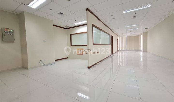 Disewa Ruang Kantor Premium di Soho Capital Central Park Jakbar 2