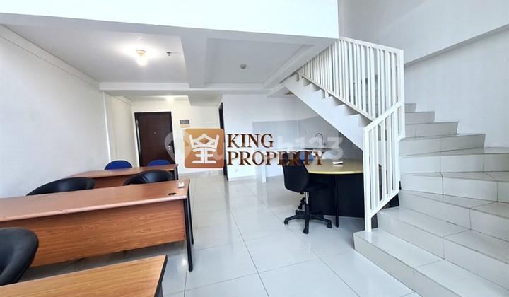 Terintegrasi Mall Central Park 2, Disewakan Soho @Podomoro City 2 Lantai 102M, Partially Furnished Rapi bisa untuk Kantor / Hunian 2