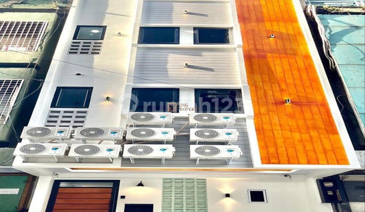 Near Mall Paragon & Mangga Besar Station, For Sale Luxury Fully Furnished Boarding House in Taman Sari, West Jakarta, Facilities include Automatic Massage Chair, Fitness Corner, Shared Kitchen. 2