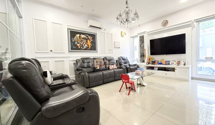 Dekat Akses Tol Soekarno Hatta Airport & Jor, Rs Pondok Indah Puri Indah, Tunas Muda Kedoya, Dijual Rumah Puri Mansion 240M2 Furnish Bagus Siap Huni Dekat Akses Tol Soekarno Hatta Airport & Jor, Rs Pondok Indah Puri Indah, Tunas Muda Kedoya, Dijual Rumah Puri Mansion 240M2 Furnish Bagus Siap Huni