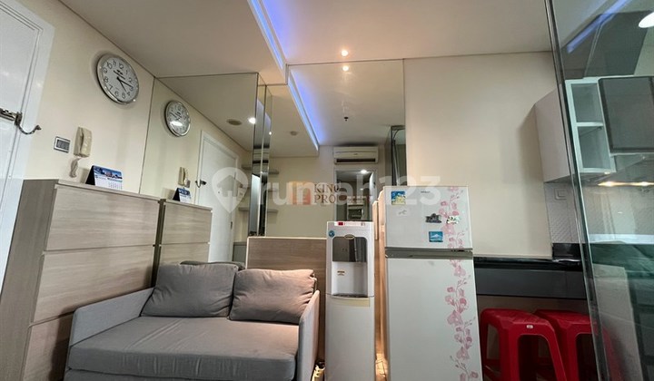 Disewakan 1Br Madison Park Pool View, Furnished Interior Bagus, Dekat Central Park & Taman Anggrek, Jakarta Barat 1