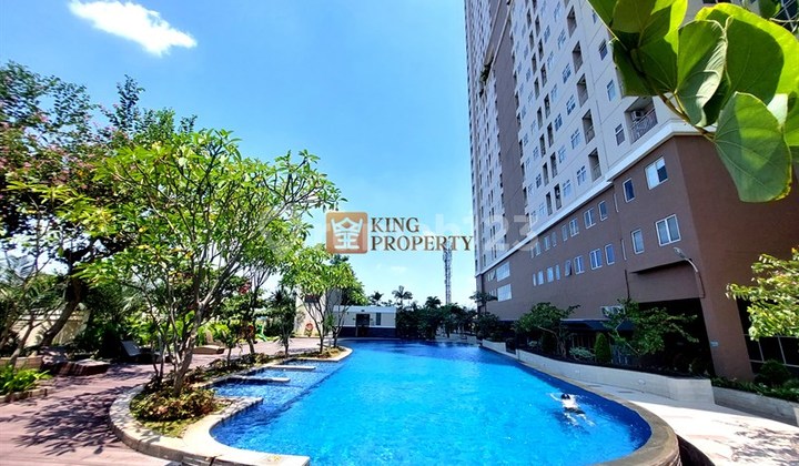 Sell Below Market Price! For Sale: 2BR Hook 52m Madison Park, Clean & Comfortable, Near Mall Taman Anggrek & Central Park, West Jakarta