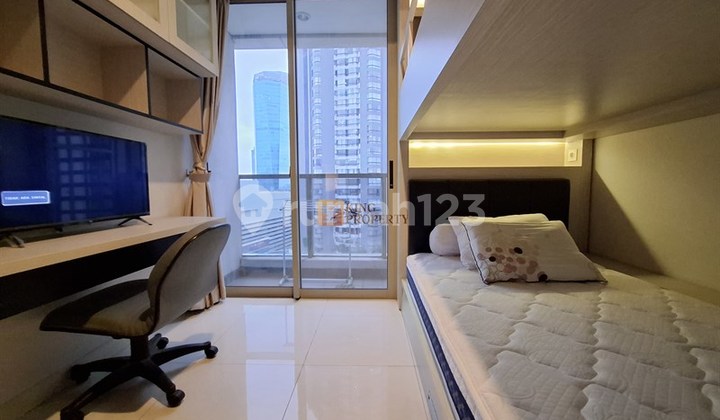 Disewakan Studio Taman Anggrek Residence Desain Interior Modern, Jalan Kaki ke Taman Anggrek Mall Central Park, Fasilitas Swimming Pool, Club House, Spa, Fitness Center