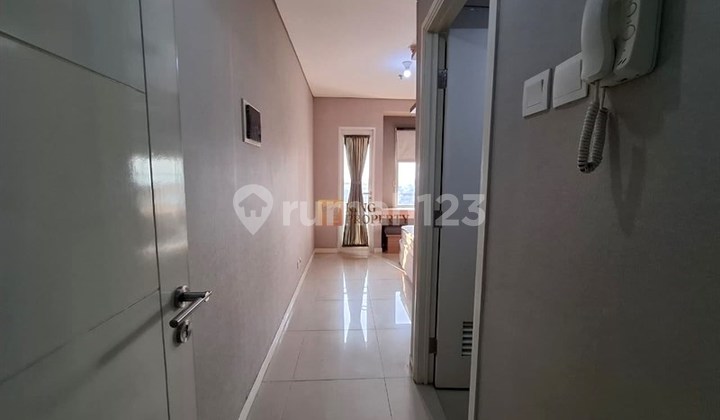 Affordable Furnished Rental Area in Podomoro City, Walking Distance to CP Mall, Trisakti University, Untar, Madison Park Studio for Rent Furnished Near Transjakarta Busway Stop Tanjung Duren. 2