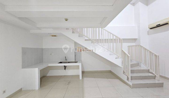 Selangkah ke Mall Neosoho dan Central Park, Dekat Taman Anggrek, Multifungsi untuk Kantor atau Hunian Disewa Small Office 2 Lantai Neo Soho Podomoro City