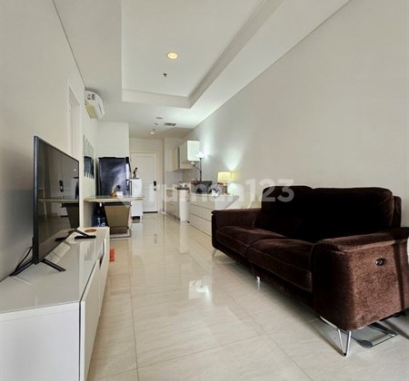 One Step to Central Park Mall For Rent 2Br Grand Madison Furnished Luxury & Homey - Ready to Occupy 2