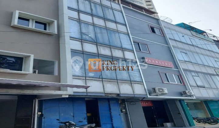 Near Duri Station, Season City & Kota Tua, For Sale 4-Story Robinson Shop Apartment Ready to Use, Strategic Location by Jembatan Dua Road. Near Duri Station, Season City & Kota Tua, For Sale 4-Story Robinson Shop Apartment Ready to Use, Strategic Location by Jembatan Dua Road.