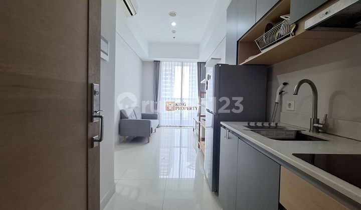 Connected to Taman Anggrek Mall & Hublife Ta, For Rent 2 Bedroom Taman Anggrek Residences Partially Furnished Newly Renovated - Facilities Swimming Pool, Kids Playgrounds, Club House, Spa, Fitness Center. 2