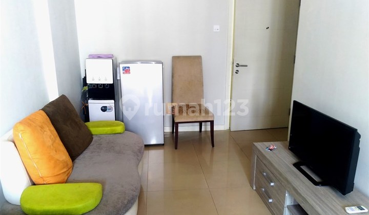 Furnished Minimalis Lengkap, Disewakan 2BR Madison Park Dekat Mall Central Park dan APL Tower 2