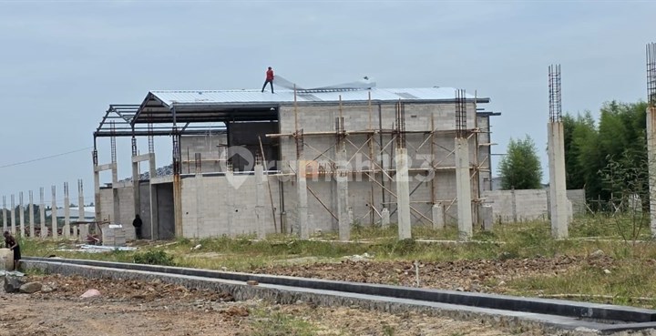 For Sale 2-Story Shophouse in Cikande Modern Bizhub, Modern Minimalist Industrial Design, Unfurnished, Very Strategic Location in the Cikande Industrial Area, Serang, Banten.