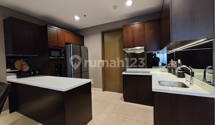 Access to Gandaria-Pondok Indah-SCBD, For Sale One Park Avenue Gandaria Modern Luxury Minimalist, Facilities include Basketball Court, Tennis Court, Football Court, Fitness Center, Lounge, Swimming Pool. 2