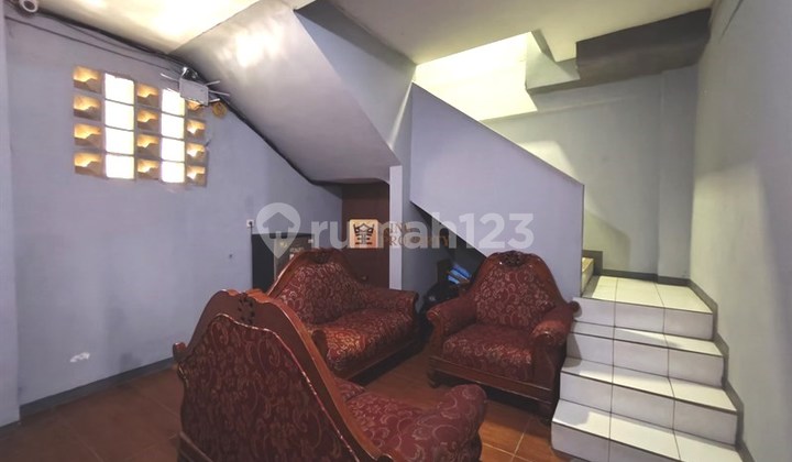 Best Investment, Dijual Rumah Kost Pavillion Hanna Dekat ke Universitas Mercu Buana - Status Full Terhuni, Kembangan, Meruya Selatan, Jakarta Barat. Best Investment, Dijual Rumah Kost Pavillion Hanna Dekat ke Universitas Mercu Buana - Status Full Terhuni, Kembangan, Meruya Selatan, Jakarta Barat.