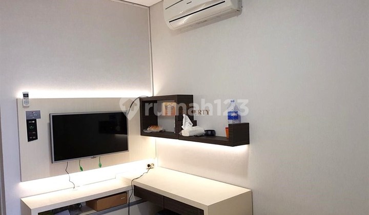 Selangkah ke Mall Kampus dan Office Tower, Disewakan Apartemen Studio Madison Park Furnish Modern Minimalist, Tanjung Duren, Jakarta Barat 2