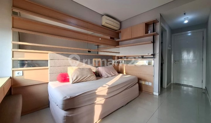 Affordable Furnished Rental Area in Podomoro City, Walking Distance to CP Mall, Trisakti University, Untar, Madison Park Studio for Rent Furnished Near Transjakarta Busway Stop Tanjung Duren.