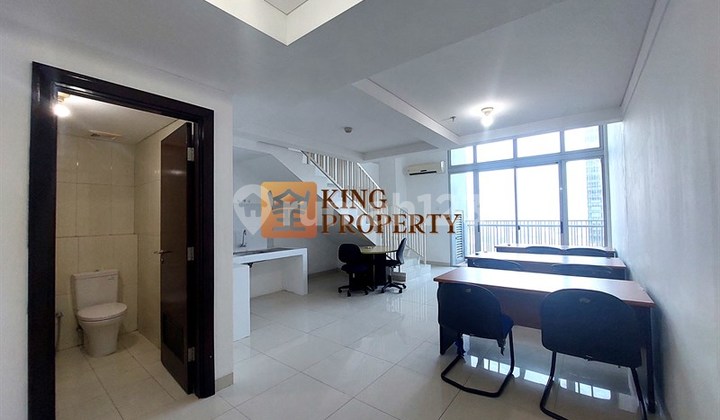 Terintegrasi Mall Central Park & Neo Soho Mall - Disewakan Soho 2 Lantai 102 M² @ Podomoro City, Jakarta Barat Terintegrasi Mall Central Park & Neo Soho Mall - Disewakan Soho 2 Lantai 102 M² @ Podomoro City, Jakarta Barat