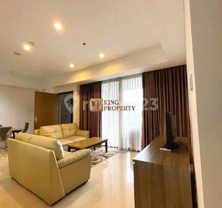 ruang tamu unit mewah dekat mall gandaria