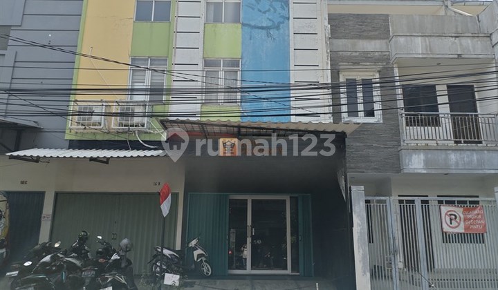 Strategis Dekat Mall Central & Pasar Kopro, Kampus Dian Nusantara, Restoran Wingheng, Disewakan Ruko Strategis 3,5 Lantai Tanjung Duren Cocok Kantor & Aneka Usaha. 1