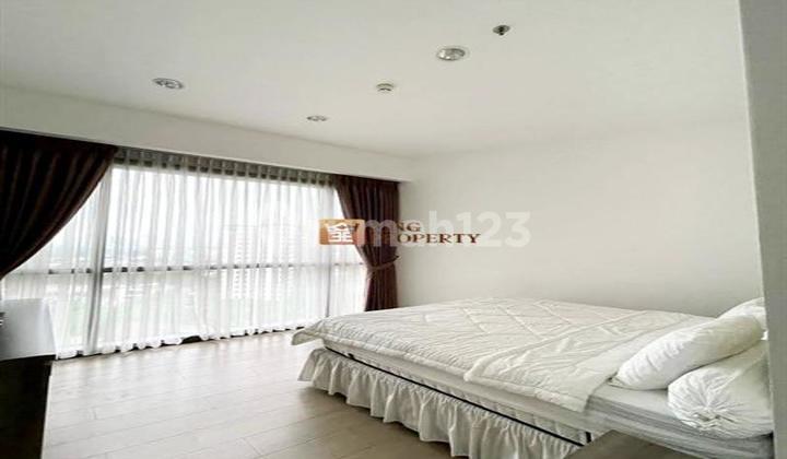 Luxurious 2-Bedroom Furnished Apartment for Sale with Swimming Pool, Gym, Kids Playground Access Close to Gandaria City, Pondok Indah, SCBD, Al Azhar School, One Park Residence Apartment MRT Station