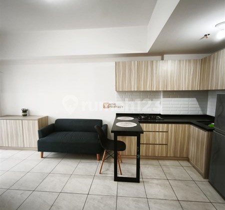 Strategic Sale of 2 Bedrooms Furnished Nice in Serpong Midtown Residence Apartment with Swimming Pool, Gym, Jacuzzi Access to Soekarno-Hatta Airport, Toll Gate Close to Summarecon Serpong Mall, Karawaci Supermall 2