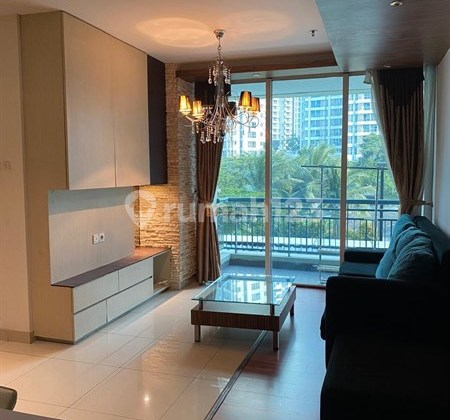 Akses Langsung ke Mall Central Park Sewa 2Br Furnished Bagus di Apartemen Central Park Residence Fasilitas Kolam Renang, Gym, Sauna Dekat ke Taman Anggrek, Kampus Ternama & Pintu Tol