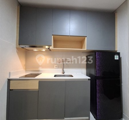 Strategis Sewa 2 Kamar Furnished Bagus di Taman Anggrek Residence Fasilitas Clubhouse, Kolam Renang, Gym Akses ke Mall Hublife, Taman Anggrek, Apartemen Westmark, Central Park 2