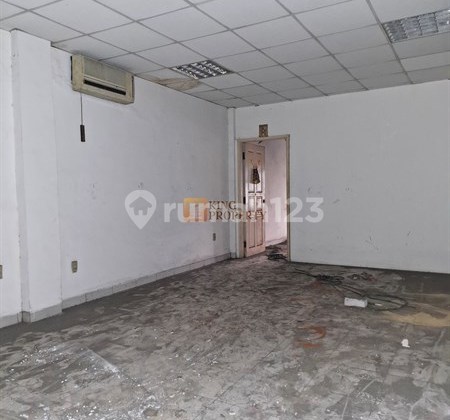 Strategis Pinggir Jalan Jual Ruko 3,5 Lantai Unfurnished di Jembatan Dua Raya Jakarta Utara Tersedia Genset, Rolling Door, Area Parkir Luas, Cocok Untuk Semua Usaha, Kantor atau Gudang Ruko Dekat Mall Emporium & Apartemen Robinson Strategis Pinggir Jalan Jual Ruko 3,5 Lantai Unfurnished di Jembatan Dua Raya Jakarta Utara Tersedia Genset, Rolling Door, Area Parkir Luas, Cocok Untuk Semua Usaha, Kantor atau Gudang Ruko Dekat Mall Emporium & Apartemen Robinson