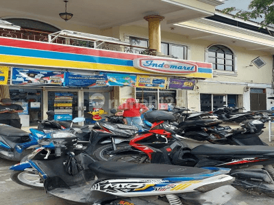 Dijual Ruko 4 Lantai Berikut Minimarket Aktif Lokasi Primadona di Jl. Tenis Raya Cengkareng 2