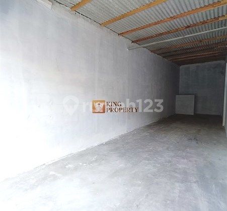 Strategic 1-Story Mini Warehouse Unfurnished for Rent Access Near Main Road, Tanah Abang Market, Tanah Abang Station, Textile Museum Warehouse in Tanah Abang Central Jakarta Strategic 1-Story Mini Warehouse Unfurnished for Rent Access Near Main Road, Tanah Abang Market, Tanah Abang Station, Textile Museum Warehouse in Tanah Abang Central Jakarta